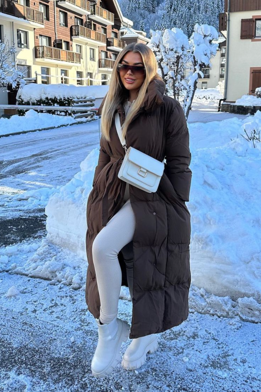 Blossom brown oversized long padded duvet coat - Image 3